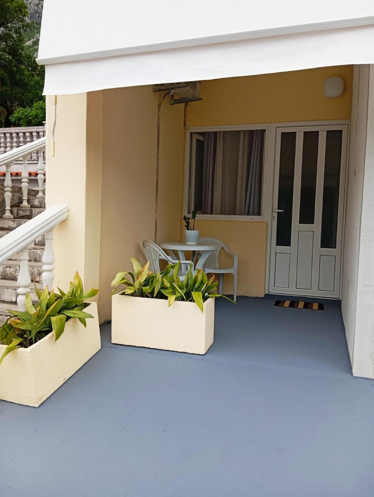 Apartment Deki Studio 科托尔 外观 照片
